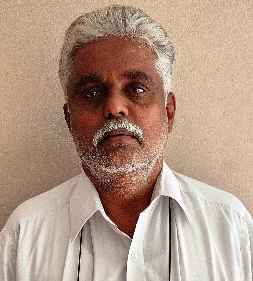https://1ngo.sgp1.digitaloceanspaces.com/media/aidkhammam/ESWARAIAH PHOTO.jpeg